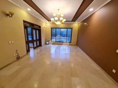 D-12/3 666 Square Yards House Up For rent