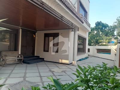 Bahria enclave islamabad sector A 27 marly house with basement 15kv solar for rent