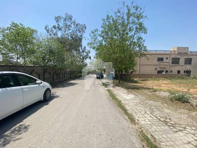 ڈی ایچ اے ڈیفینس فیز 5 ڈی ایچ اے ڈیفینس,اسلام آباد میں 1 کنال رہائشی پلاٹ 4.35 کروڑ میں برائے فروخت۔ ڈی ایچ اے ڈیفینس فیز 5 ڈی ایچ اے ڈیفینس,اسلام آباد میں 1 کنال رہائشی پلاٹ 4.35 کروڑ میں برائے فروخت۔
