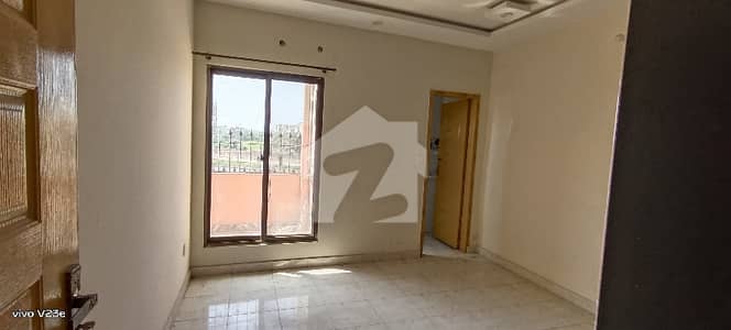 FLAT FOR RENT In MILITARY ACCOUNT SOCIETY COLLEGE ROAD LAHORE