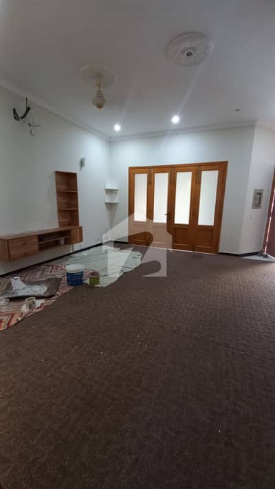 10 Marla Double Storey House Available For Rent