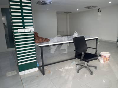 1600 SQFT OFFICE SPACE AVAILABLE FOR RENT GULBERG GREENS, ISLAMABAD