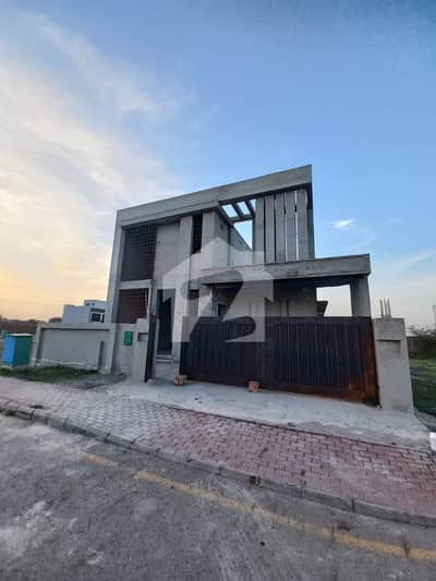 بحریہ ٹاؤن سیکٹر سی بحریہ ٹاؤن,لاہور میں 4 کمروں کا 12 مرلہ مکان 1.8 کروڑ میں برائے فروخت۔ بحریہ ٹاؤن سیکٹر سی بحریہ ٹاؤن,لاہور میں 4 کمروں کا 12 مرلہ مکان 1.8 کروڑ میں برائے فروخت۔
