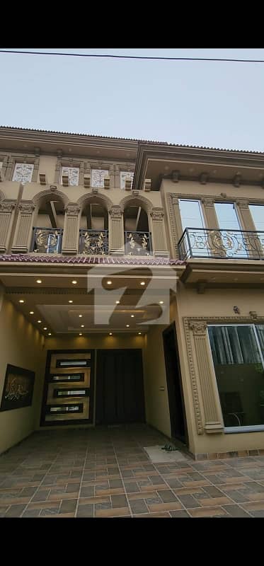 Prime Location 12 Marla New House For Sale