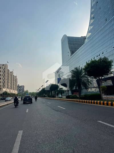 10 Marla Plot with 1 Marla Extra Land For Sale | Possession | Main Lake Avenue 70 Feet Wide Road | V Block Gulberg Residencia