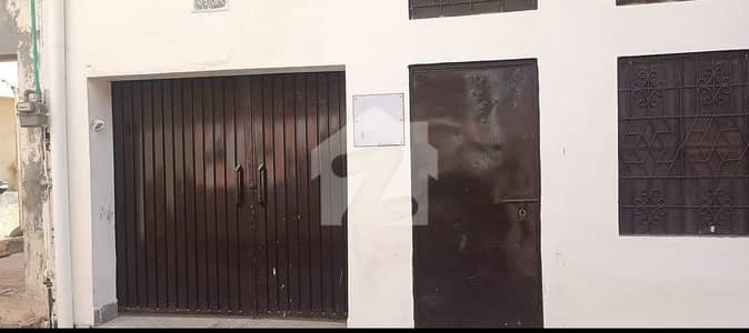 گلبرگ کالونی ملتان میں 6 کمروں کا 5 مرلہ مکان 95.0 لاکھ میں برائے فروخت۔