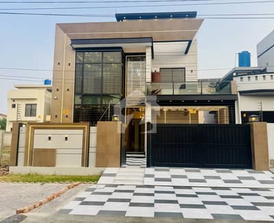 10 Marla Brand New House In Central Park G Block