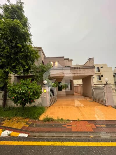 10 Marla House Available For Sale In Dream Gardens Lahore. 10 Marla House Available For Sale In Dream Gardens Lahore.