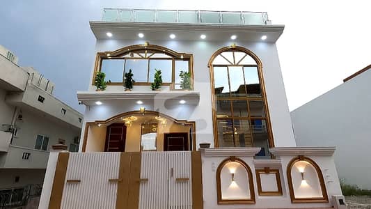 Corner 8 Marla House Situated In D-12/1 For sale Corner 8 Marla House Situated In D-12/1 For sale