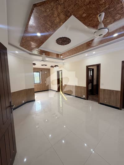 Office space for rent PHA Corner Flat C Type