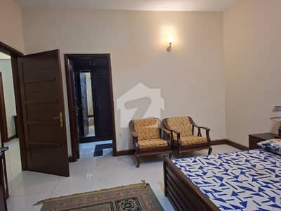 زمزمہ کراچی میں 4 کمروں کا 1 کنال بالائی پورشن 3.25 لاکھ میں کرایہ پر دستیاب ہے۔ زمزمہ کراچی میں 4 کمروں کا 1 کنال بالائی پورشن 3.25 لاکھ میں کرایہ پر دستیاب ہے۔