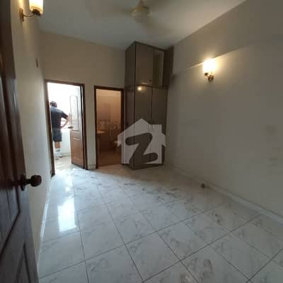 LIKE BRAND-NEW 700 SQ FT 2-BEDROOM APARTMENT FOR RENT BADAR COMMERCIAL, DHA PHASE 5, KARACHI