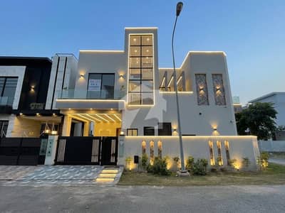 Corner 5+ Marla House Nearly Park Very Reasonable in DHA Lahore