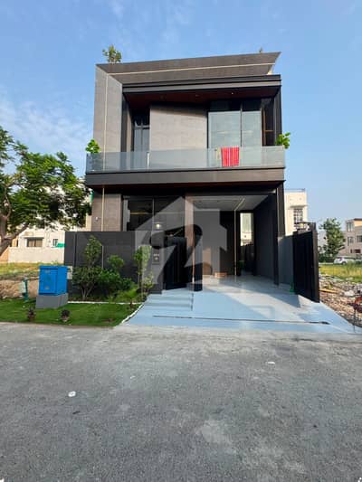 5 MARLA ELEGANT AND FULLY MAINTAINED SUPER HOT LOCATED BUNGALOW IS AVAILABLE IN THE BEST BLOCK OF DHA LAHORE.