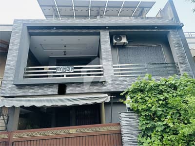 10 MARLA BOULEVARD 5 BEDROOM DOUBLE UNIT USED HOUSE