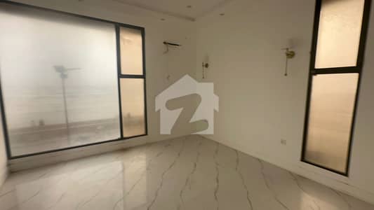 Ultra Luxury Bungalow For Rent 5 Bedroom With Bestment With Lift