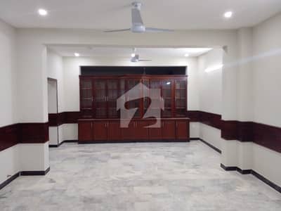 ای ۔ 11 اسلام آباد میں 3 کمروں کا 16 مرلہ زیریں پورشن 1.2 لاکھ میں کرایہ پر دستیاب ہے۔
