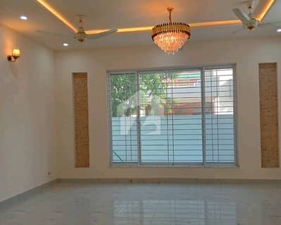 10 Marla House In Stunning E-11 Is Available For Sale 10 Marla House In Stunning E-11 Is Available For Sale