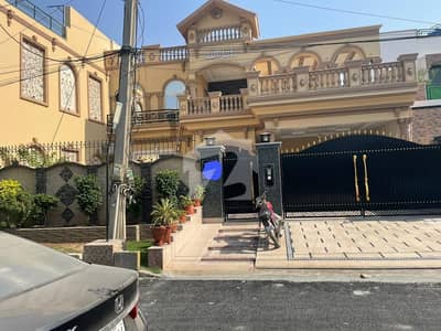 Johar Town 18 Marla Near LDA OFFICE Price Tilde Floor Owner Bouild House For Sale Johar Town 18 Marla Near LDA OFFICE Price Tilde Floor Owner Bouild House For Sale