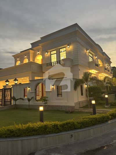 Brand New Corner 1 Kanal (5090) Luxury House for Sale | Prime Location G-13/2 Islamabad Brand New Corner 1 Kanal (5090) Luxury House for Sale | Prime Location G-13/2 Islamabad