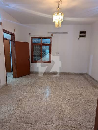 500 Yards Independent One Unit 8 Rooms Sept Gate Ideal For Silent Commercial Office Software Pharma Distribution Etc