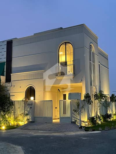 ڈی ایچ اے 9 ٹاؤن ۔ بلاک ڈی ڈی ایچ اے 9 ٹاؤن,ڈیفنس (ڈی ایچ اے),لاہور میں 3 کمروں کا 5 مرلہ مکان 3.5 کروڑ میں برائے فروخت۔ ڈی ایچ اے 9 ٹاؤن ۔ بلاک ڈی ڈی ایچ اے 9 ٹاؤن,ڈیفنس (ڈی ایچ اے),لاہور میں 3 کمروں کا 5 مرلہ مکان 3.5 کروڑ میں برائے فروخت۔