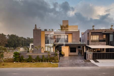 EXQUISITE 6-BEDROOM LUXURY RESIDENCE FOR SALE IN DHA PHASE 6, BLOCK K