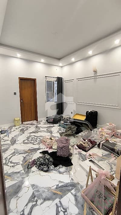 Decent Town 200 Sq. Yards G+2 One Unit House For Sale | Leased | Renovated