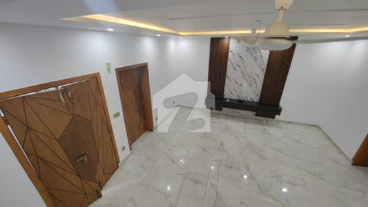 5 Marla Upper Portion Available For Rent
