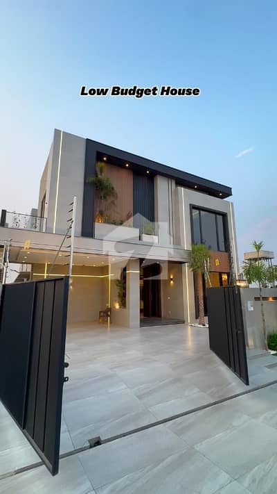 10 Marla Luxury House For Rent In DHA Phase 7 Lahore