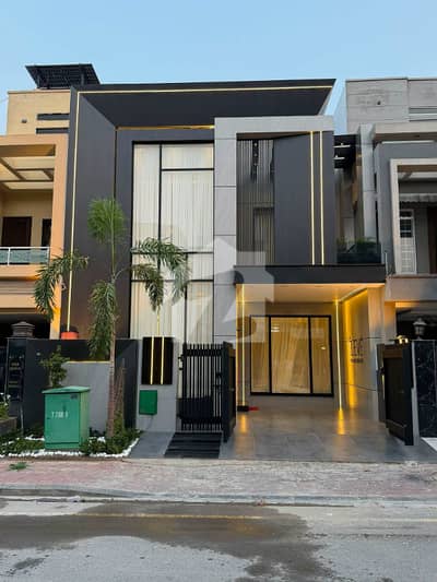 3 Years Installment Plan Luxury 1.5 Storey 5 Marla Brand New House In Park View City Lahore 3 Years Installment Plan Luxury 1.5 Storey 5 Marla Brand New House In Park View City Lahore