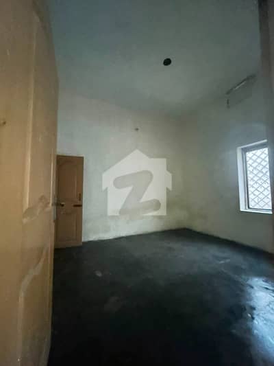 Allama Iqbal Town 3 Marla House For Rent
