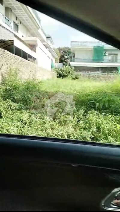 24 Marla plot for sale good location 24 Marla plot for sale good location