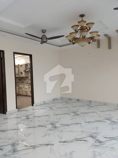 10 Marla Upper Portion Available For Rent In Architect Society Near To Ucp University