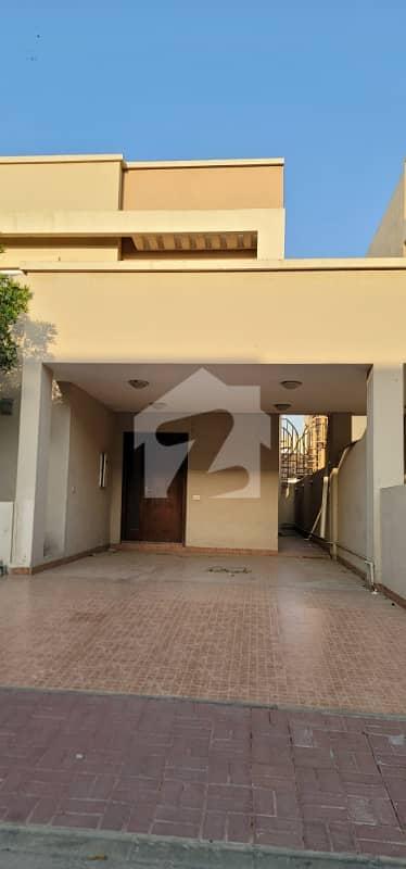 Quaid Villas 200sq yd Close to Entrance of BTK 3Bed One Unit Villas FOR SALE