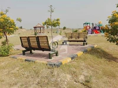ایم پی سی ایچ ایس - بلاک سی ایم پی سی ایچ ایس ۔ ملٹی گارڈنز,بی ۔ 17,اسلام آباد میں 1 کنال رہائشی پلاٹ 2.85 کروڑ میں برائے فروخت۔