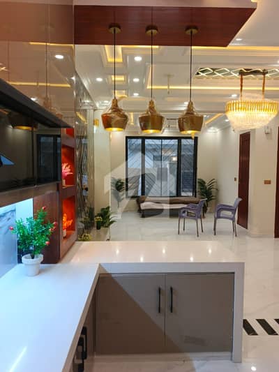Good Location In Park View City House Sized 5 Marla For Sale