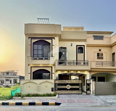 بحریہ ٹاؤن فیز 8 بحریہ ٹاؤن راولپنڈی,راولپنڈی میں 4 کمروں کا 5 مرلہ مکان 2.55 کروڑ میں برائے فروخت۔ بحریہ ٹاؤن فیز 8 بحریہ ٹاؤن راولپنڈی,راولپنڈی میں 4 کمروں کا 5 مرلہ مکان 2.55 کروڑ میں برائے فروخت۔