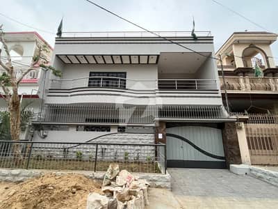 1 Unit Well-Maintained 200 Sq. Yards House for Sale Gulshan-e-Iqbal Block 4A | Ground + 1