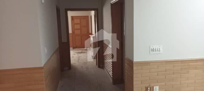 10 Marla Triple Storey House for Sale in F-11/2