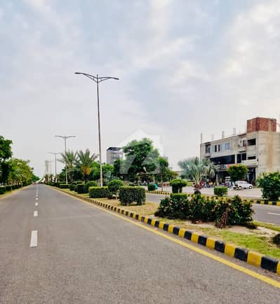 05 Marla Corner and 40 feet Road Ground Level Plot Near Park and Main Boulevard All Dues Paid 05 Marla Corner and 40 feet Road Ground Level Plot Near Park and Main Boulevard All Dues Paid