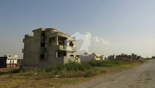 I-11/2 Beautiful Plot Size 4 Marla Available For Sale