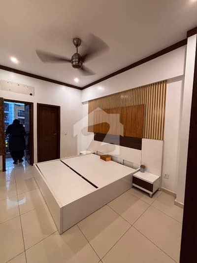 Clifton 3 Bed Apartment Drawing Lounge American Kitchen Near To Ocean Mall