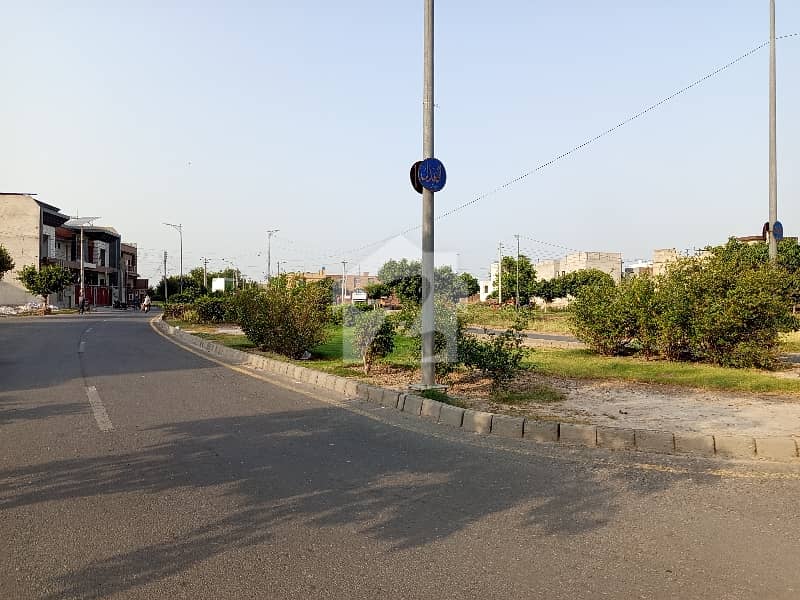 1.85 Marla Commercial Plot For Sale 1.85 Marla Commercial Plot For Sale
