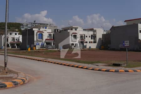 1 Kanal Residential Plot Up For Sale
