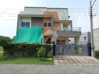 A Near to Park 15 Marla House Has Landed On Market In Wapda City - Block D Of Faisalabad