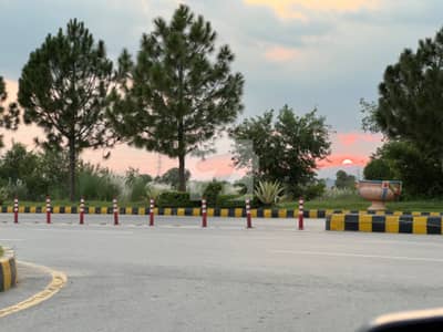 1 Kanal Elevated Location Plot With Majestic Views 1 Kanal Elevated Location Plot With Majestic Views