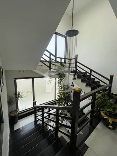 3 Bed Lounge Upper Portion For Rent
