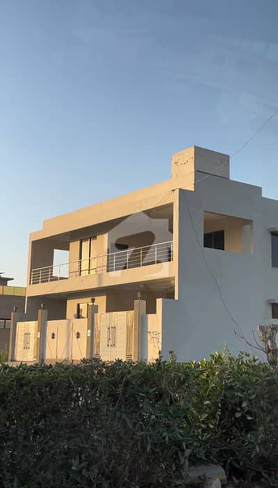 400 SQUARE YARDS LUXURY HOUSE FOR SALE