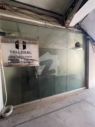 پی ڈبلیو ڈی روڈ اسلام آباد میں 4 مرلہ Studio دکان 2.0 کروڑ میں برائے فروخت۔ پی ڈبلیو ڈی روڈ اسلام آباد میں 4 مرلہ Studio دکان 2.0 کروڑ میں برائے فروخت۔